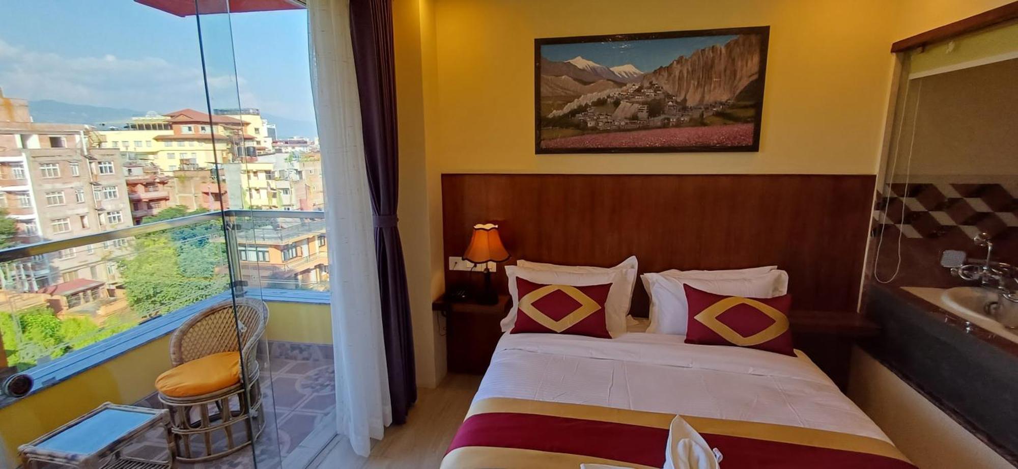 Hotel Yakroo Manang Catmandu Exterior foto