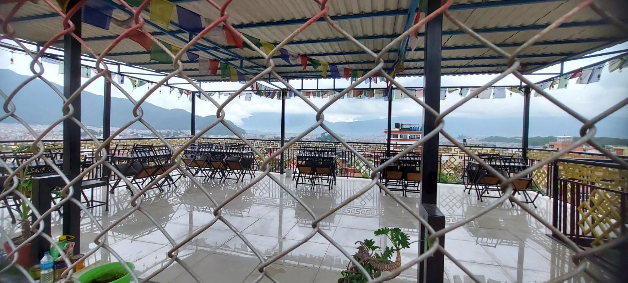 Hotel Yakroo Manang Catmandu Exterior foto