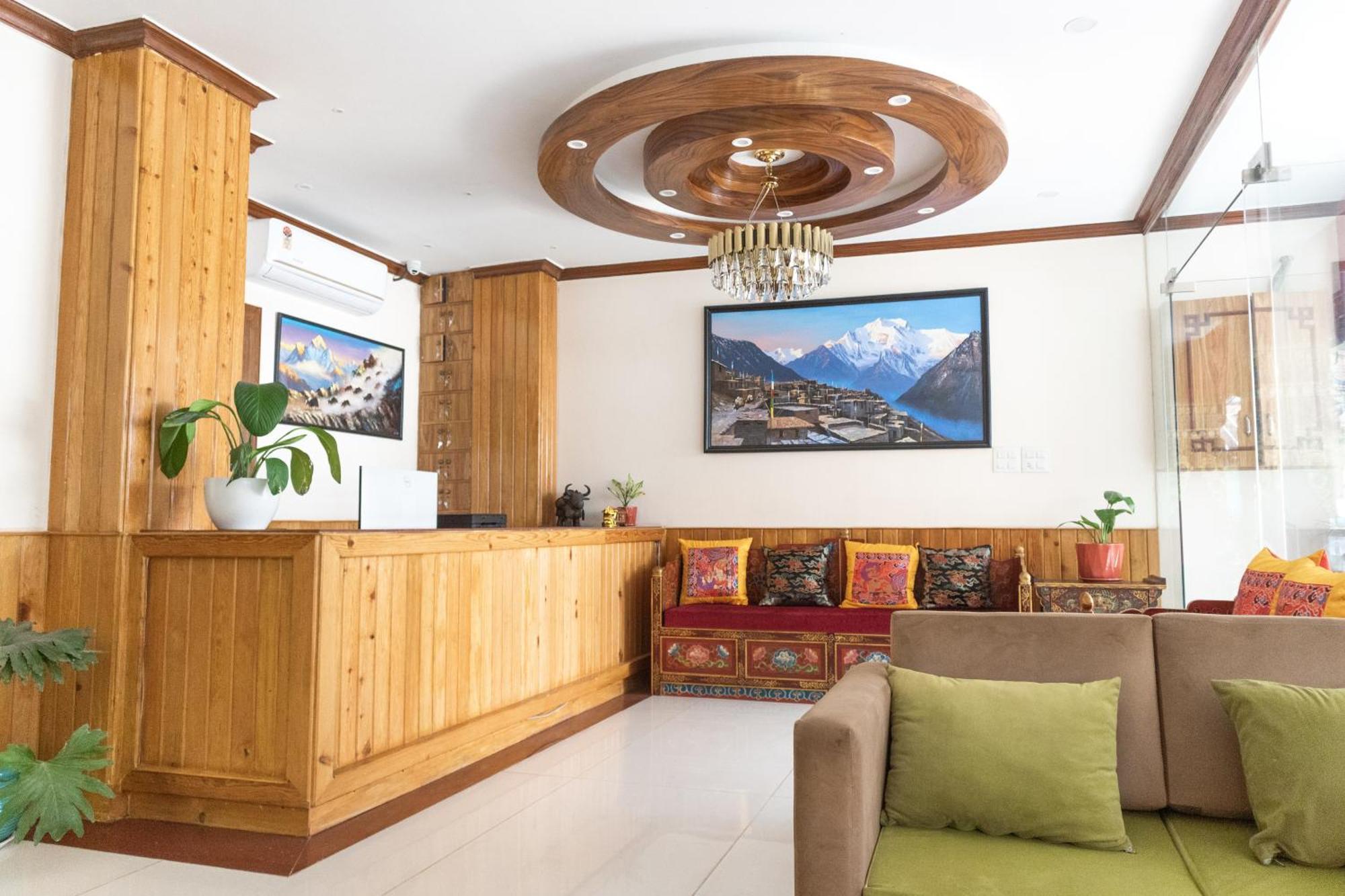 Hotel Yakroo Manang Catmandu Exterior foto