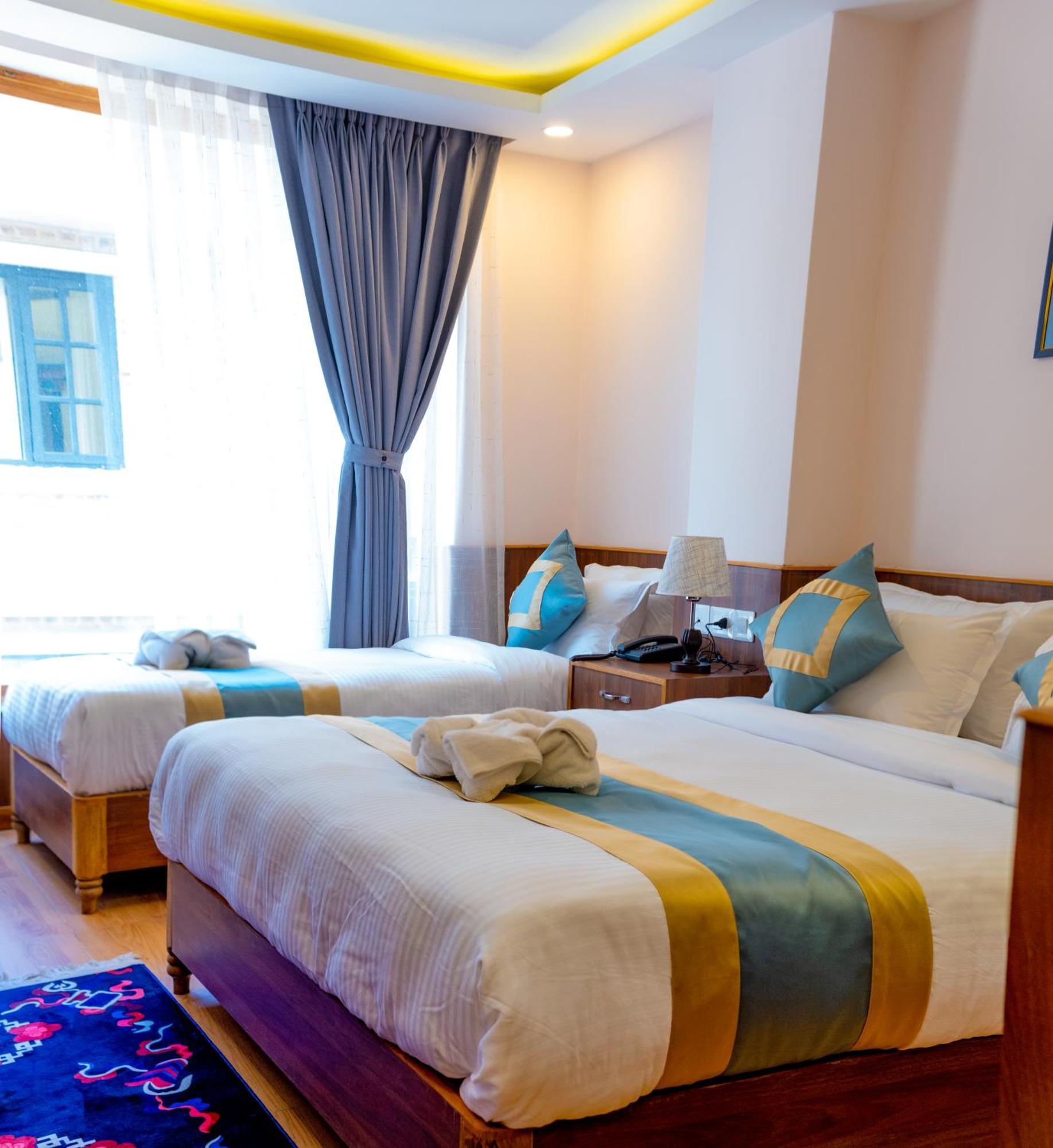 Hotel Yakroo Manang Catmandu Exterior foto